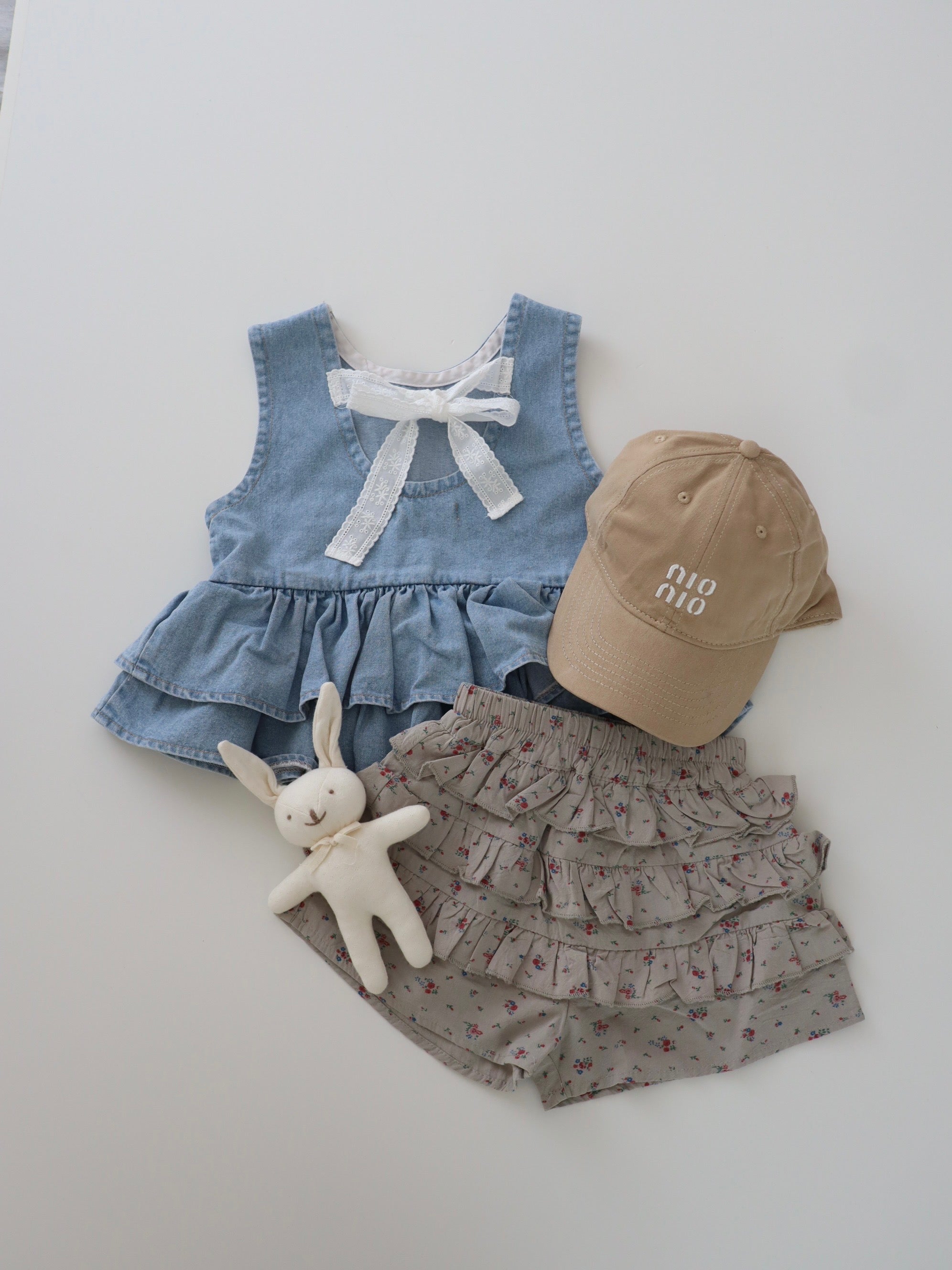 【即納】Greige Triple Frill Shorts