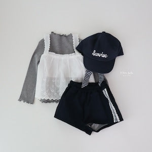 【即納】challotte T-shirt