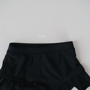 【即納】noir cream frill set